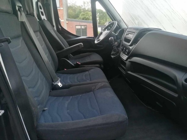 camionnette-iveco-a-vendre-big-1