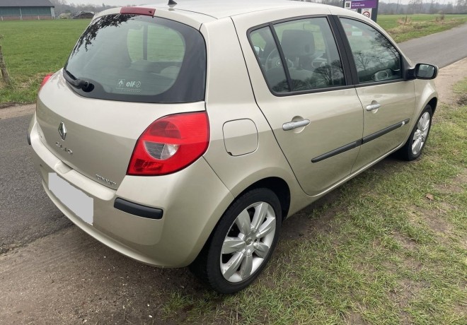 renault-clio-dci-manuelle-big-1