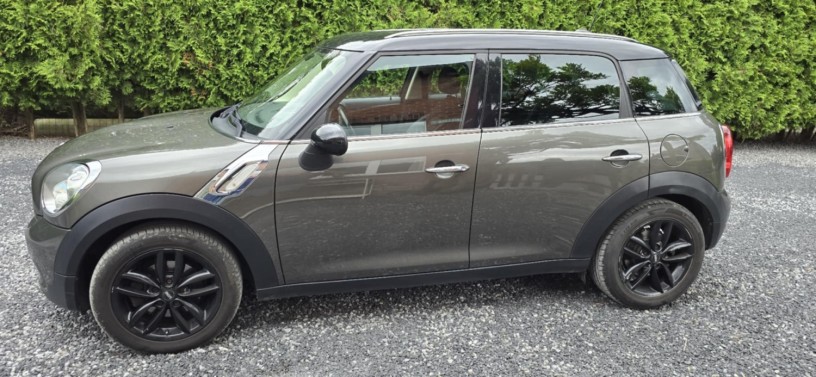 mini-countryman-cooper-d-de-2014-big-1